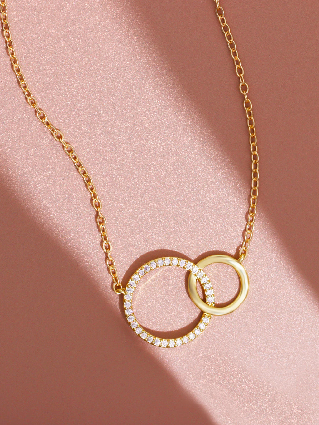 Minimalist Double Circle Pendant Necklace